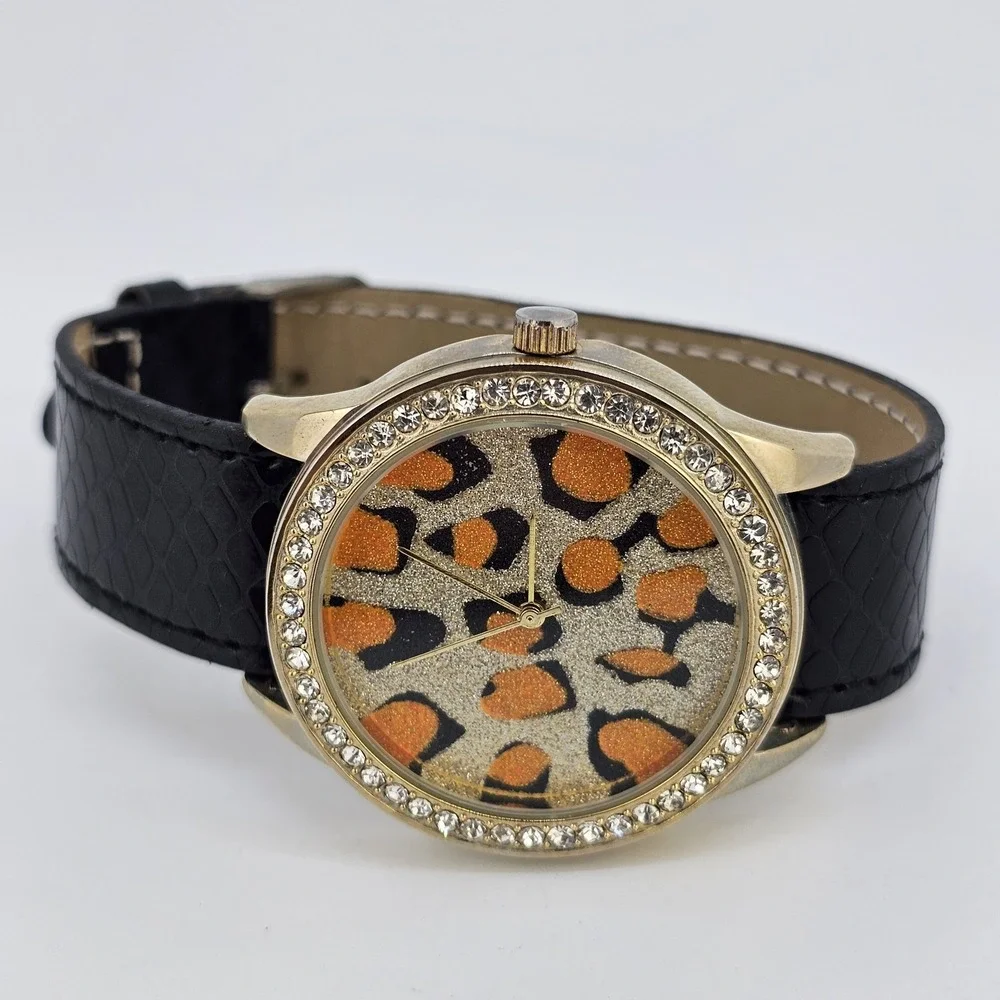 40MM Women's Watch Animal Print Dial Black Faux Leather‎ Band New Battery